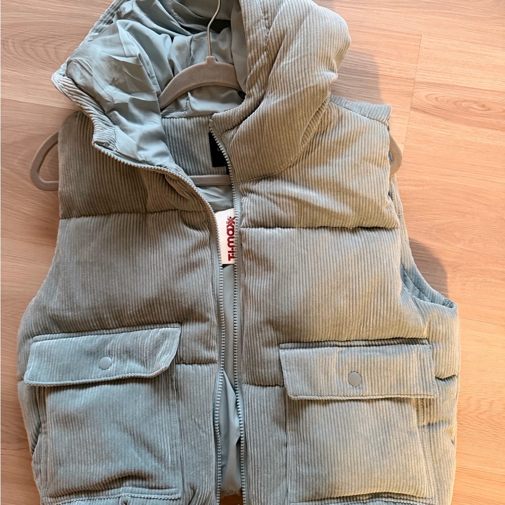 Corduroy Puffer Vest in Light Blue